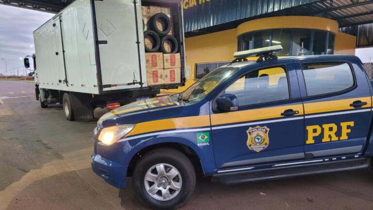 Caminhão carregado com 400 caixas de cigarros é apreendido em Marechal Rondon
