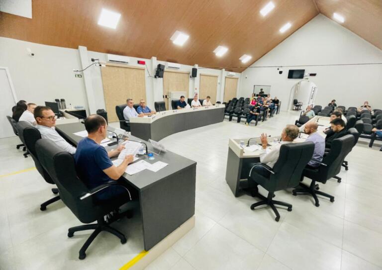 Câmara de Vereadores rondonense aprova programa de “Bem-Estar dos Profissionais da Educação”