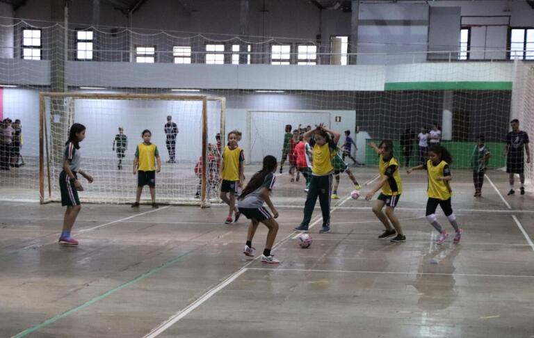 Jogos Estudantis Municipais prosseguem nesta quarta-feira