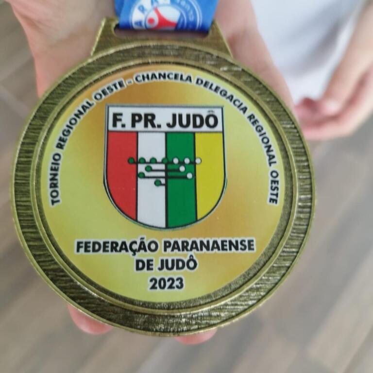 Quatro Pontes conquista cinco ouros no Torneio Regional Oeste de Judô