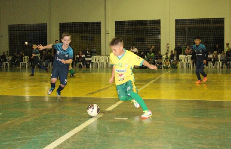 AACC e Cristo Rei vencem duas vezes na Copa Karl Schmidt