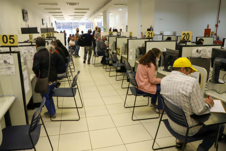 14,2 mil vagas: Agências do Trabalhador têm oportunidades em todo o Paraná