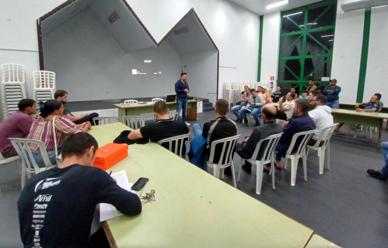 Municipal de Futebol Suíço terá recorde de 39 equipes