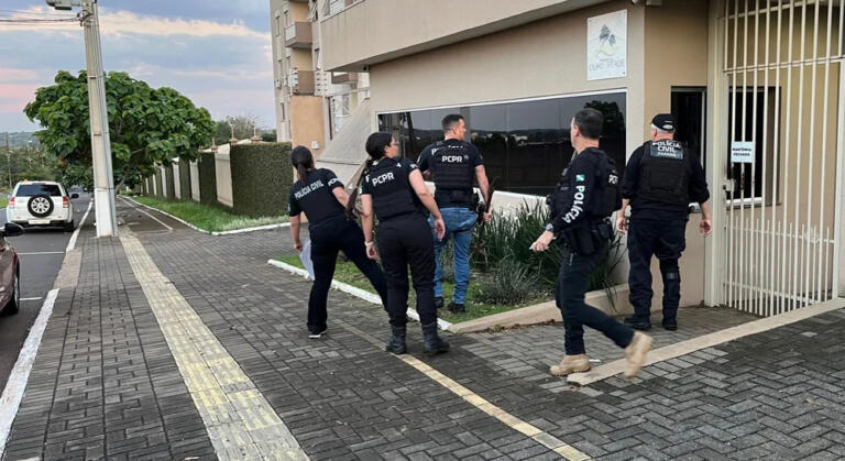 Pacientes utilizaram medicamentos adulterados com antibióticos entregues por empresa ao Governo do Paraná, diz secretário