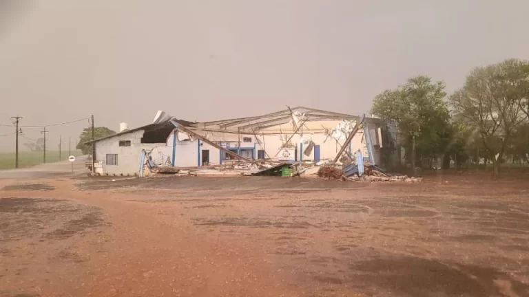 Temporal atinge Maripá e causa estragos no interior do município; veja vídeos