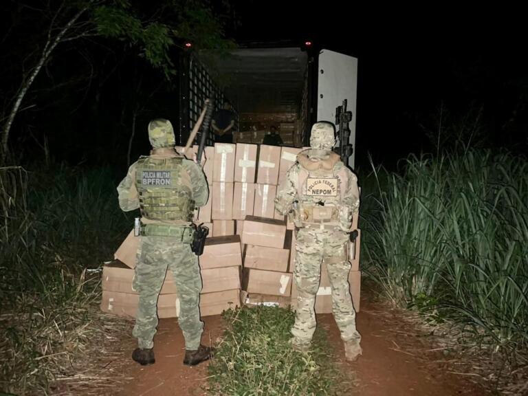 BPFron e Polícia Federal realizam apreensão de cigarros contrabandeados