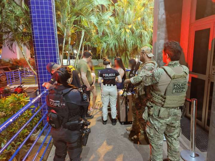 Polícia Federal resgata jovens paraguaias em casa noturna de Santa Helena