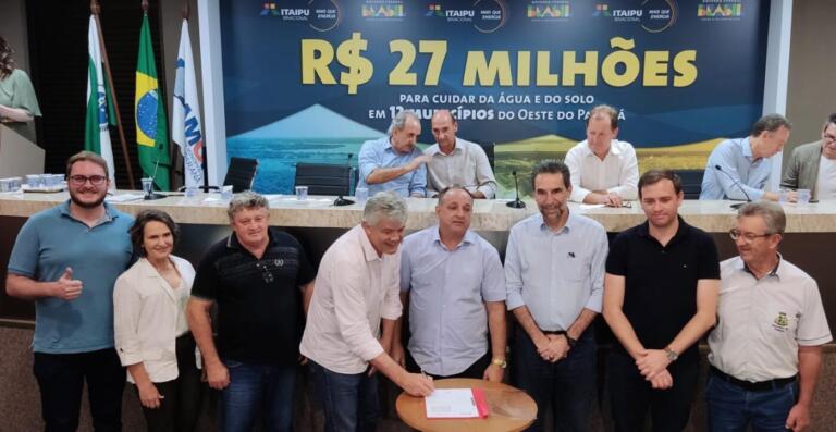 Itaipu assina convênio de R$ 29 milhões com 12 municípios do Oeste; Quatro Pontes está entre eles