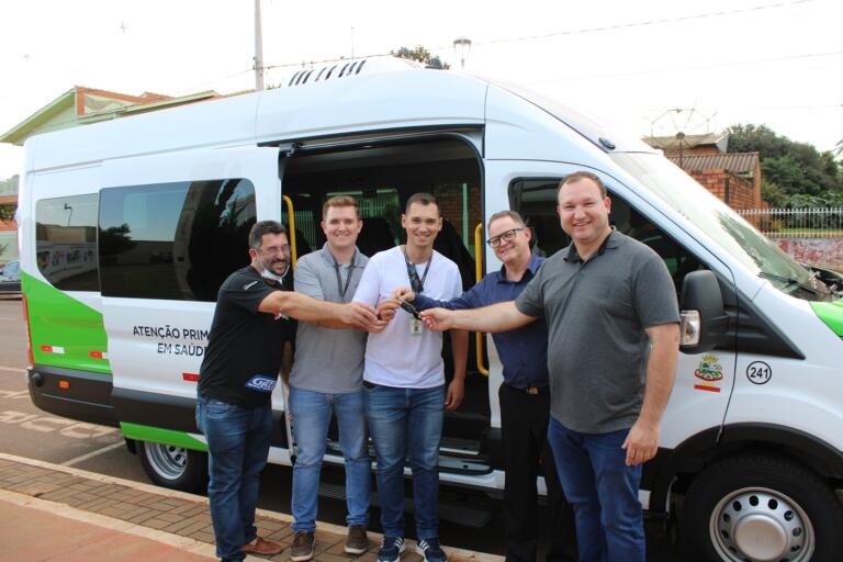 Mercedes investe R$ 1,7 milhão na compra de dez novos veículos para a Saúde