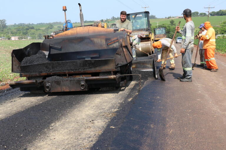 Pato Bragado inicia manutenção asfáltica pelo município; estão projetados mais de R$ 2 milhões em melhorias
