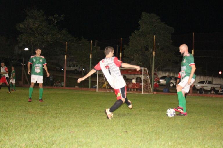 Vitórias da AABB e Edson PY Lavacar embolam liderança do Veterano