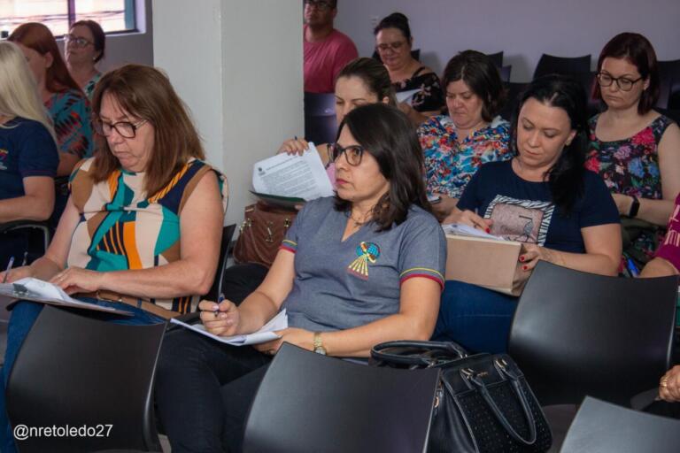 NRE Toledo realiza encontro de orientação para matrícula e rematrícula na rede estadual