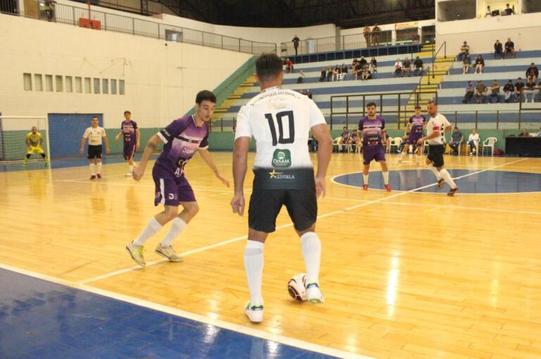 Derrota em casa complica situação de Marechal Rondon na Copa Amop