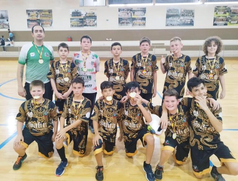 Mercedes conquista o bicampeonato na Copa Oeste de Handebol sub-12 e sub-14
