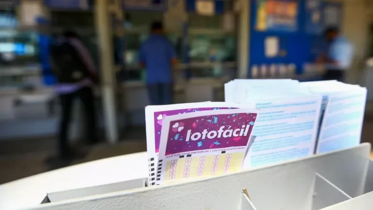 11 apostas do Paraná são premiadas com R$ 1,5 mil na Lotofácil