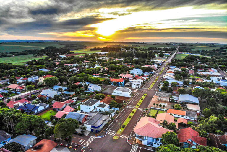 Concurso público da Prefeitura de Maripá oferta 18 vagas e salários de até R$ 15,7 mil