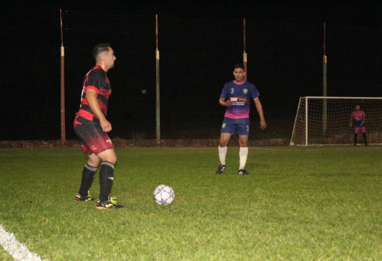 Amigos do Nei e Good Beer avançam às quartas de final do Municipal