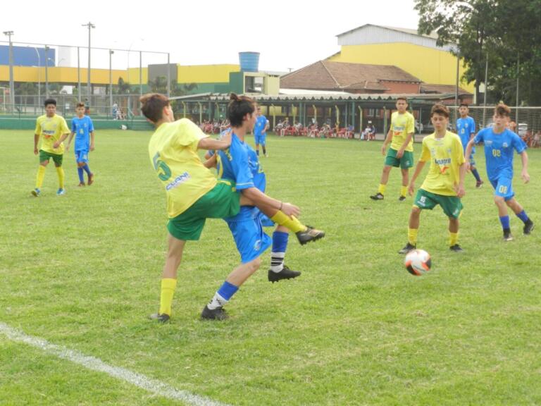 Copa AACC de Futebol tem rodada com 13 gols