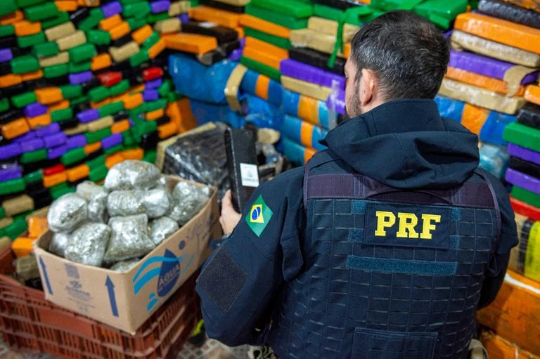 Paraná tem recorde de apreensão de maconha nas rodovias federais com 167 toneladas pela PRF