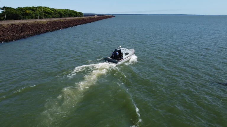 Ratinho Junior cobra fiscalização nas fronteiras após operação no Rio de Janeiro