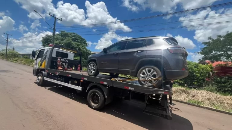 Carro roubado em Nova Santa Rosa é recuperado na BR-277