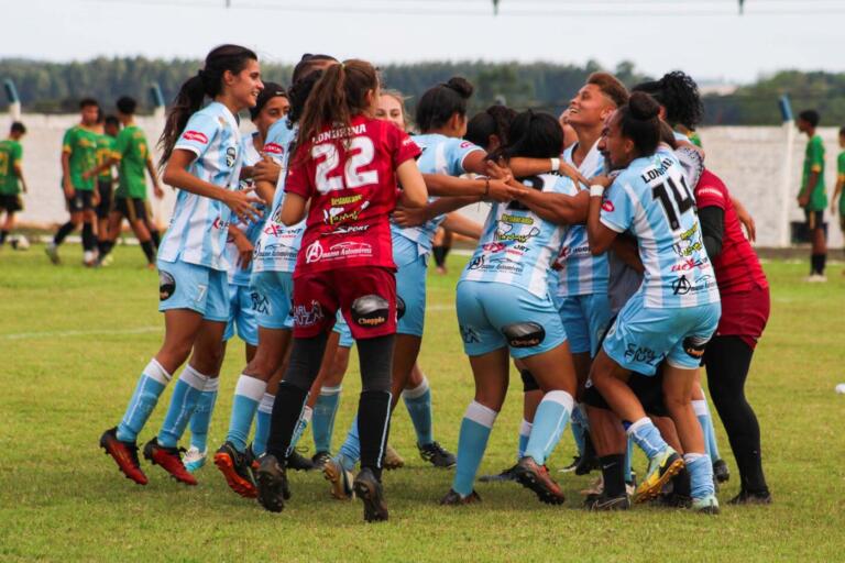 Com conquistas nacionais e calendário cheio, esporte do Paraná teve ano de glórias