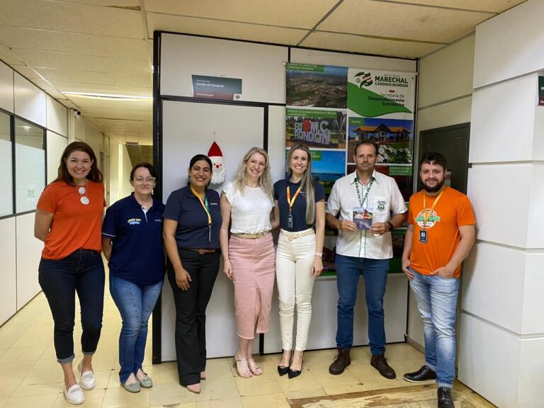 Cresol facilita acesso a créditos do Fungetur em encontro na Secretaria de Desenvolvimento Econômico