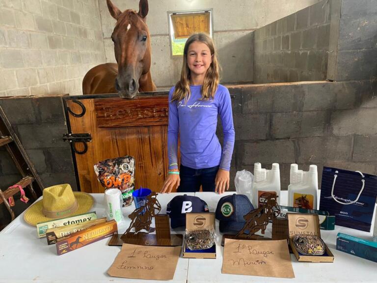 Quatro-pontense é campeã mirim e feminino na Prova de Três Tambores em Brasilândia