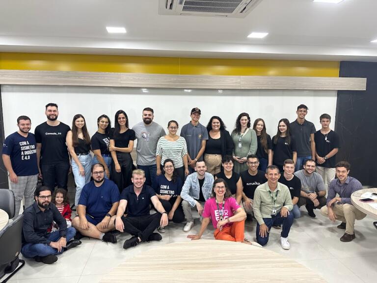 Alunos do programa de formação de desenvolvedores se destacam no Startup Garage FAG