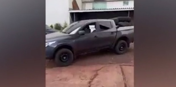 Depósito ilegal de pneus contrabandeados é fechado em Santa Helena