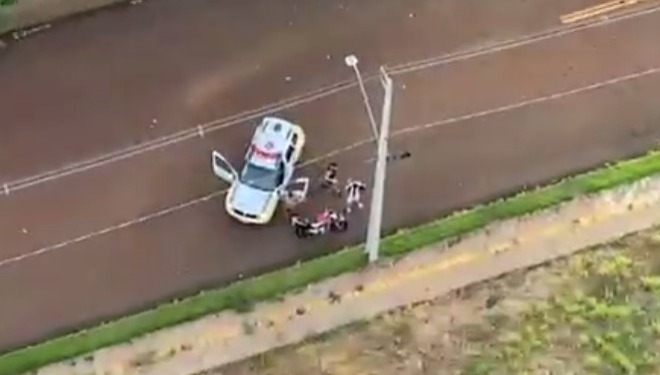 Imagens aéreas mostram fuga de dupla em moto em Toledo; veja vídeo