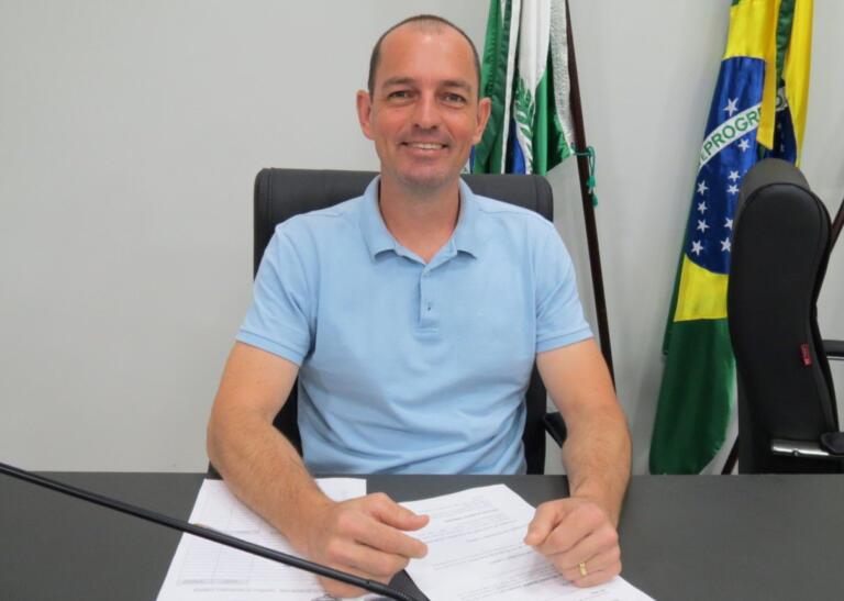 Suko solicita iluminação pública em trecho da Avenida das Torres próximo à Unioeste