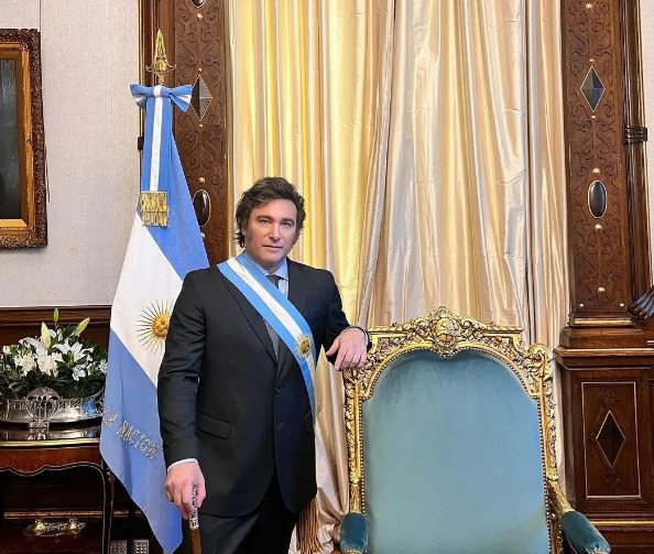 Milei diz que ajuste fiscal é única alternativa para a economia