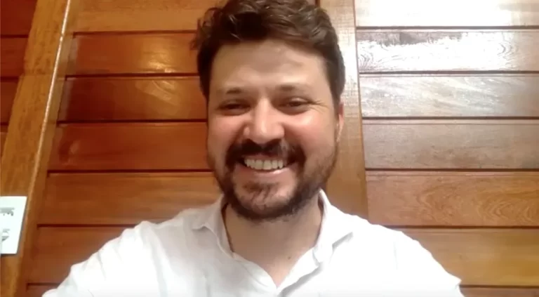 Pesquisa paranaense pode ser 1ª no Brasil a fazer uso clínico de substância psicodélica de cogumelo no combate à depressão