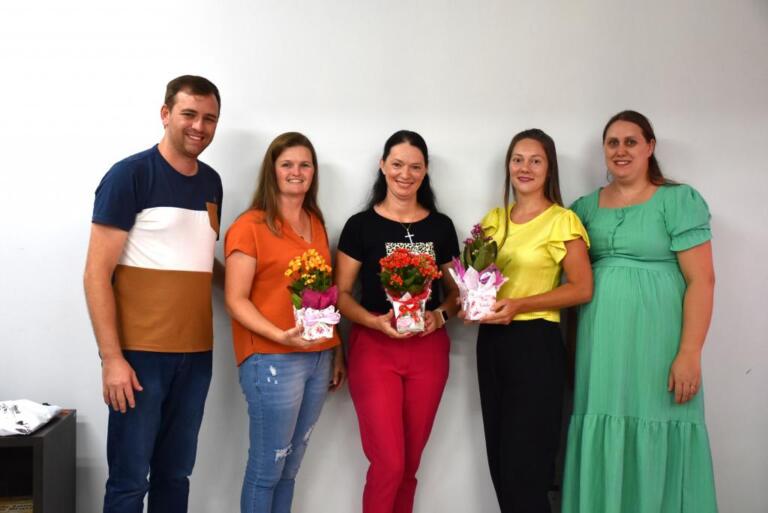 Novas diretoras da rede municipal são empossadas em Quatro Pontes