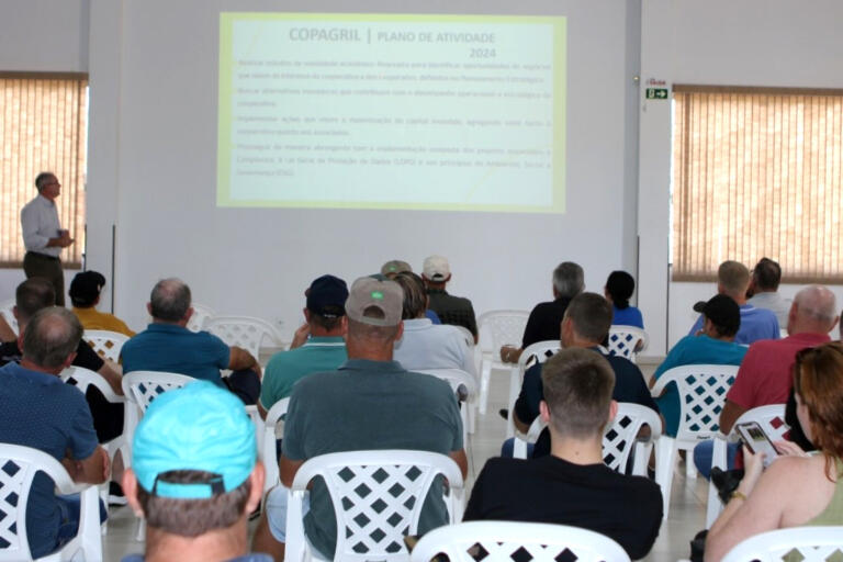 Associados participam de pré-assembleias da Copagril