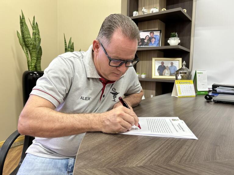 Vice-prefeito Alex Graunke assume interinamente cargo de prefeito de Mercedes