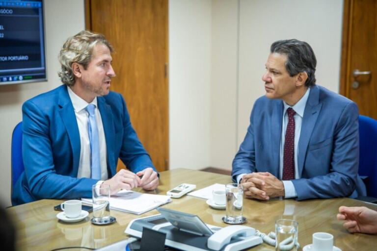 Produtores de leite do Oeste paranaense receberão crédito emergencial