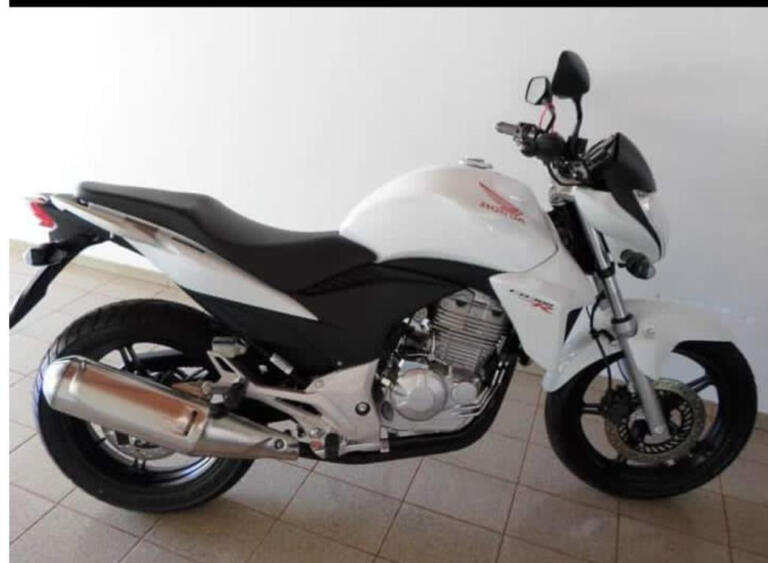 Honda CB 300 furtada em Iguiporã segue sendo procurada