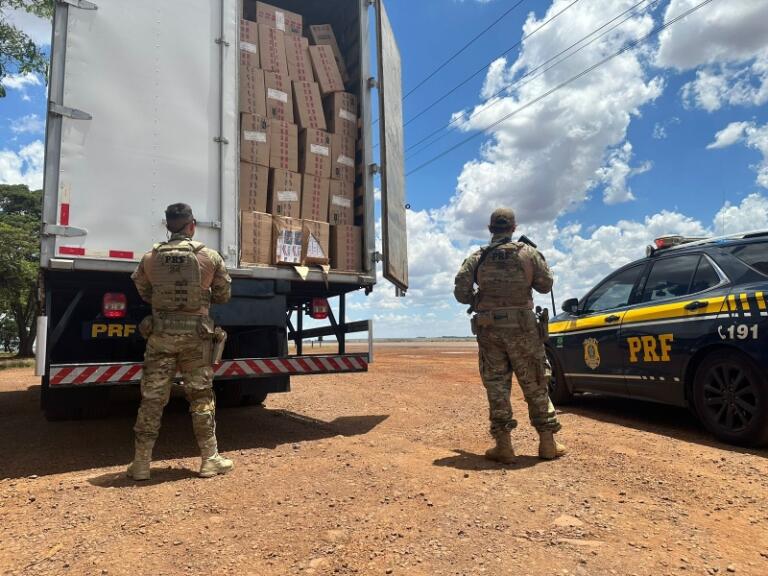 Caminhão que carregou cigarros em Marechal Rondon é apreendido na PR-239