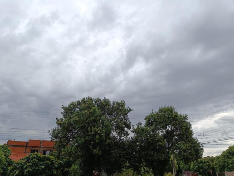 Terça-feira com previsão de chuva e máxima de 30°C em Marechal Rondon