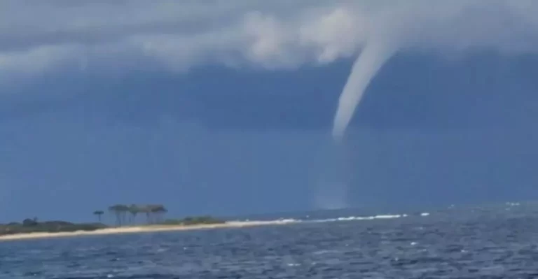 Baixa fria favorece onda de trombas e nuvens funis sobre o Sul do Brasil