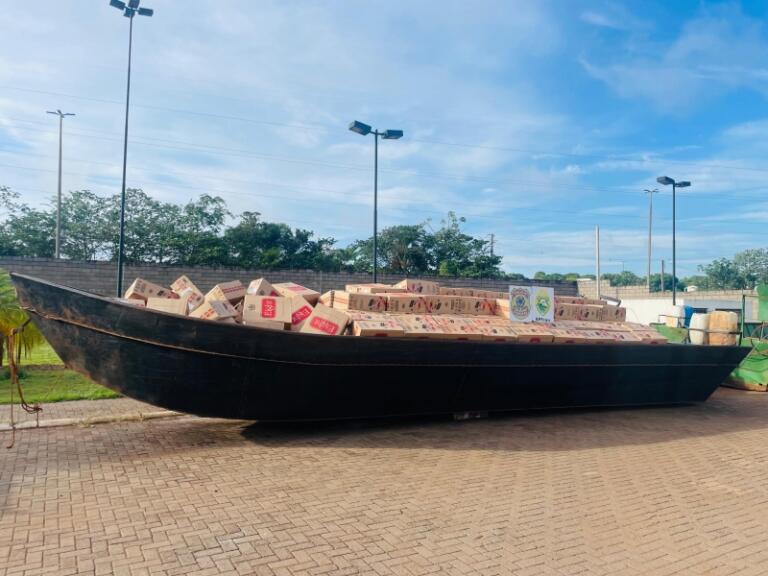 BPFron e PF realizam apreensão milionária de cigarros em Mercedes