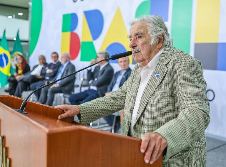 Pepe Mujica vem a Foz do Iguaçu para jornada de integração da América Latina e Caribe