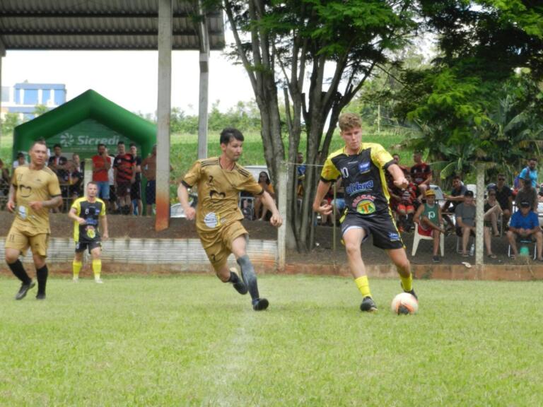 AABB, Flor da Serra, Ricardo Celulares e J&D Estofados: semifinalistas da Copa Irineu Kuhn estão definidos