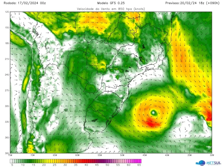 Veja as projeções do ciclone subtropical Akará na costa do Sudeste e do Sul do Brasil