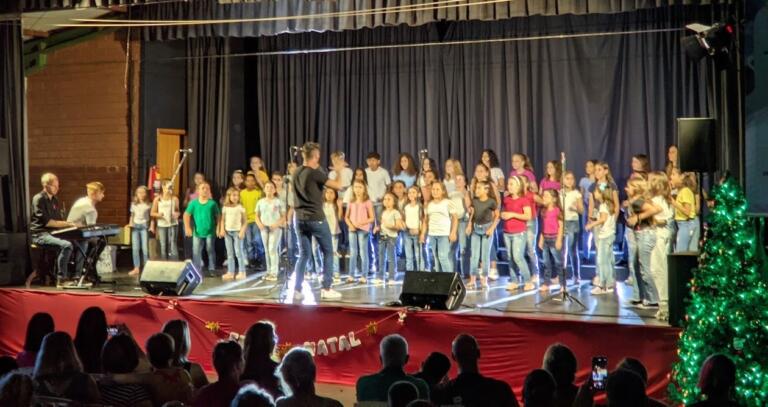 Atividades artísticas prosseguem com vagas disponíveis na Escola de Artes