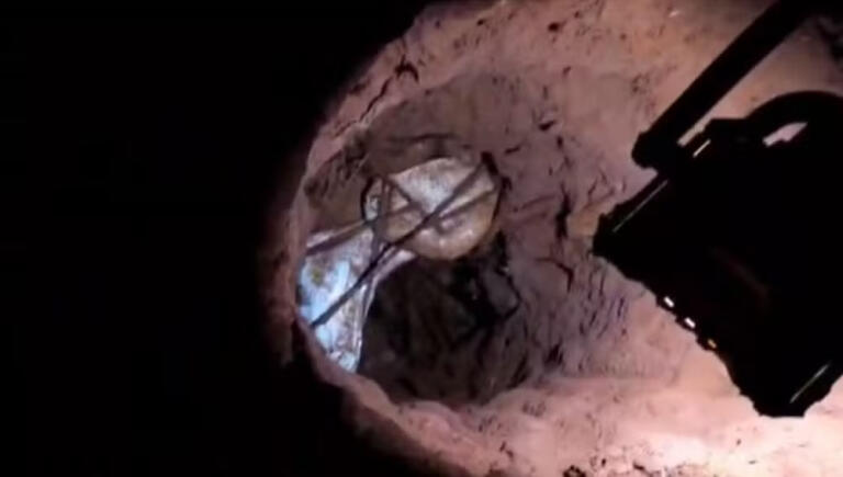 Criminosos cavam túnel de 150 metros para roubar associação de cambistas no Paraguai