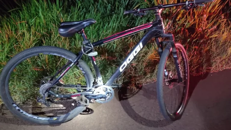 Homem fica ferido ao sofrer queda de bicicleta na PR-491 em Marechal Rondon