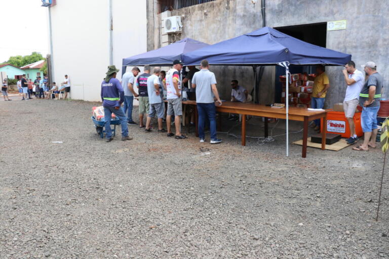 Iniciada a entrega de cupins pela CCO às equipes de assadores